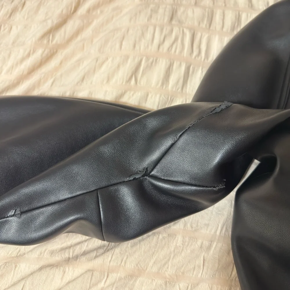Wilfred Black Leather Jacket - Picture 6 of 6